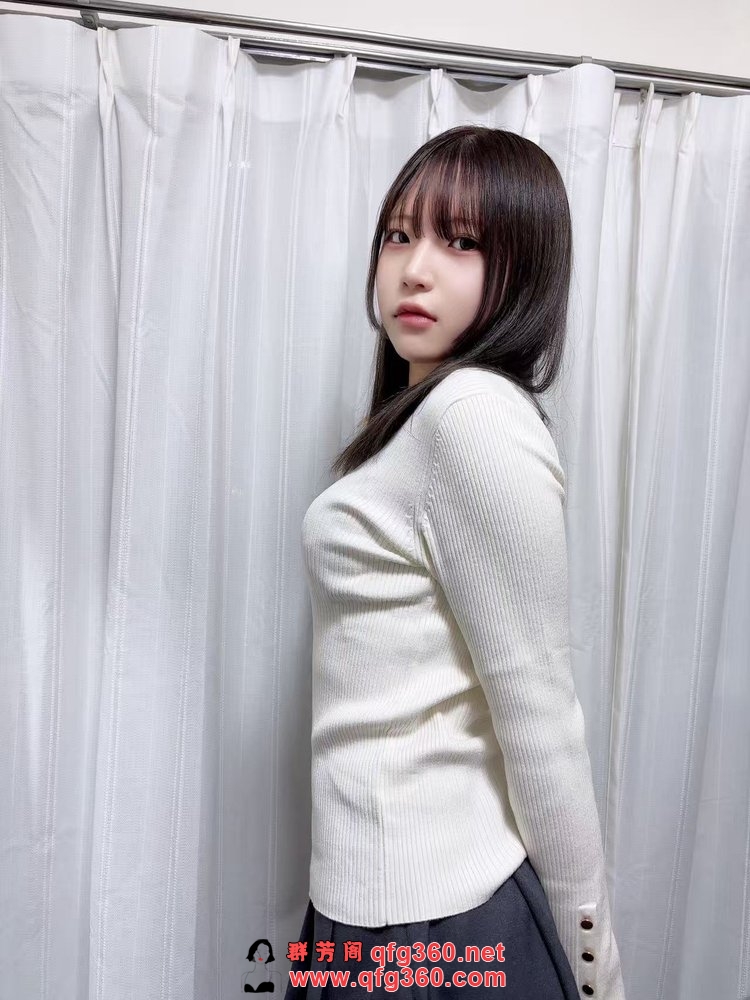 朱里しゅり (3).jpg